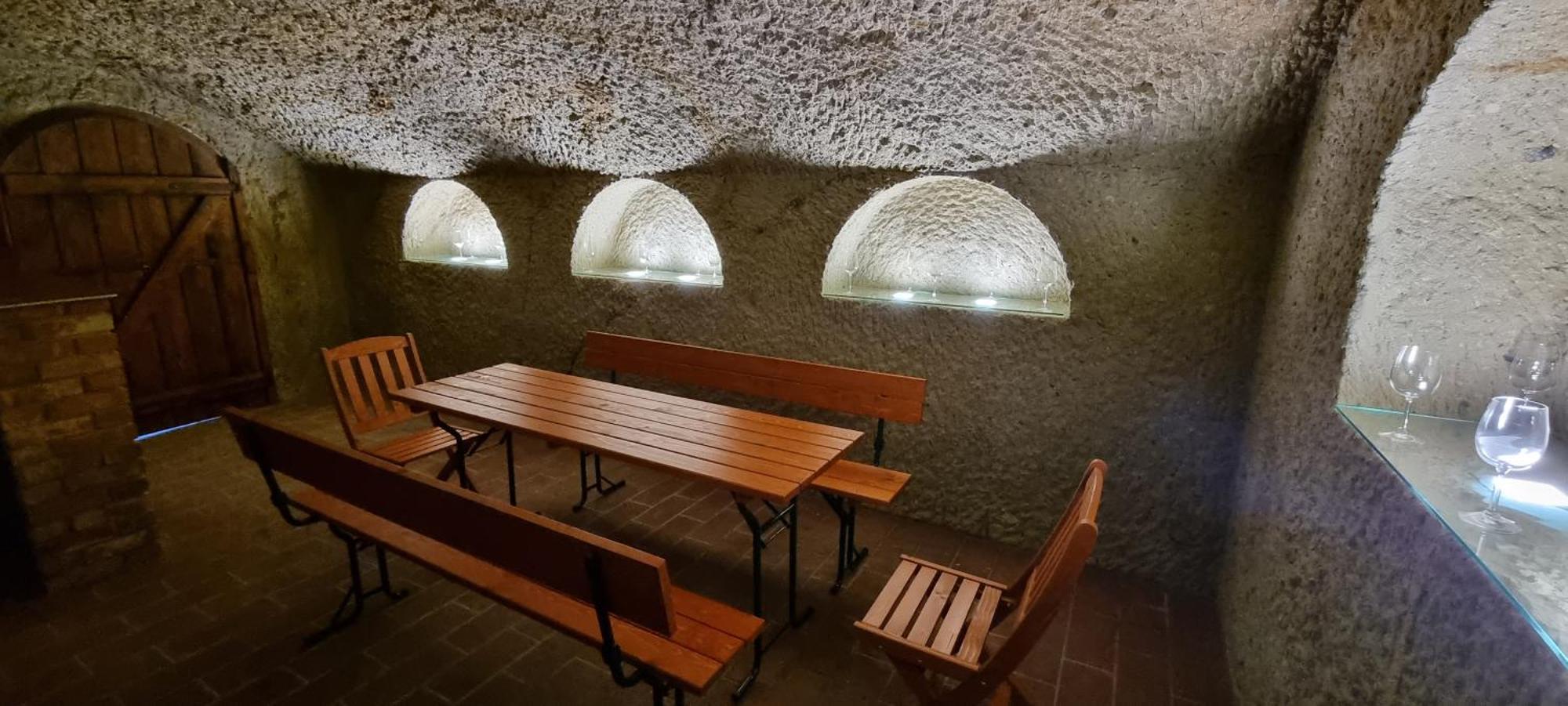 Sas-Feszek Vendeghaz Apartment Demjen Bagian luar foto